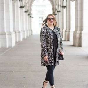 Cupcakes and Cashmere Leopard Ivory & Black lined Jacket,size S, Mob Wife